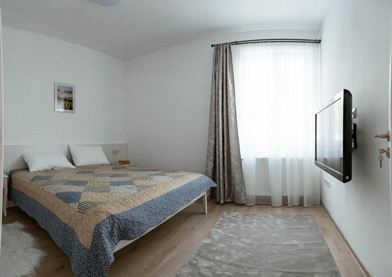 Solomon Apartments Ap 2 Sangeorgiu de Mures Bagian luar foto